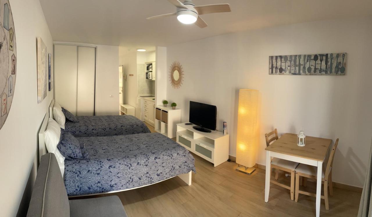 Castle Harbour Los Cristianos Beautiful Studio With Pool View Bagian luar foto