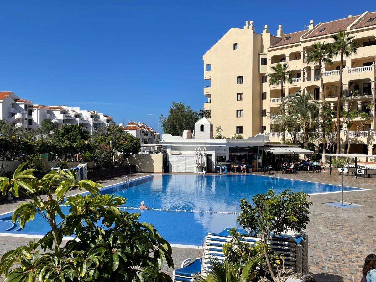 Castle Harbour Los Cristianos Beautiful Studio With Pool View Bagian luar foto