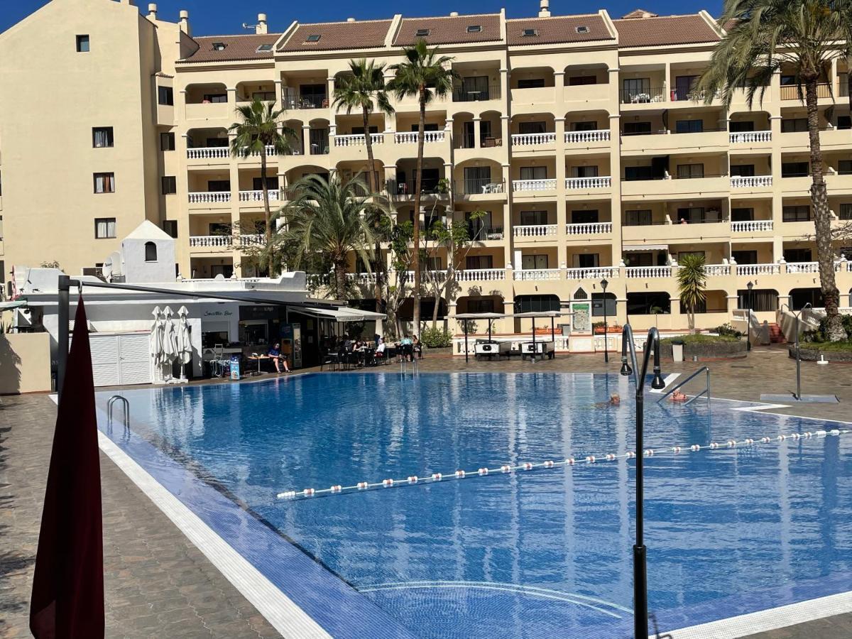 Castle Harbour Los Cristianos Beautiful Studio With Pool View Bagian luar foto