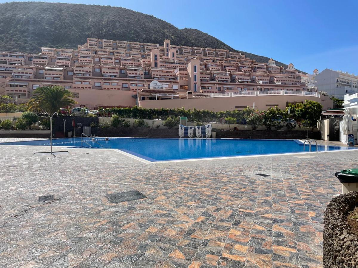 Castle Harbour Los Cristianos Beautiful Studio With Pool View Bagian luar foto