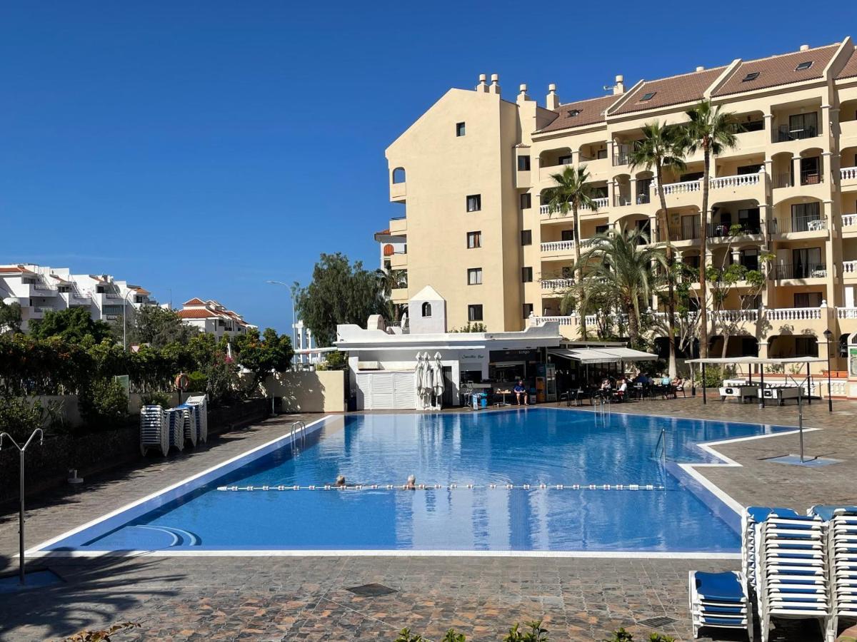 Castle Harbour Los Cristianos Beautiful Studio With Pool View Bagian luar foto